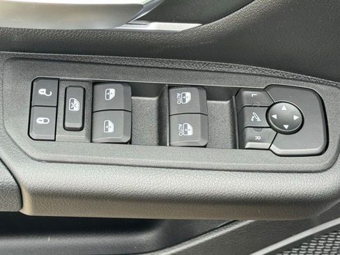 New 2026 RAM 1500 Big Horn AWD/4WD image 10