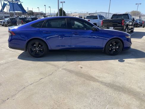 Used 2024 Honda Accord Sport image 6