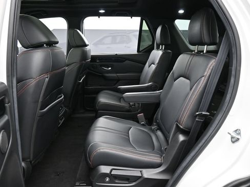 Certified 2025 Honda Pilot TrailSport image 26