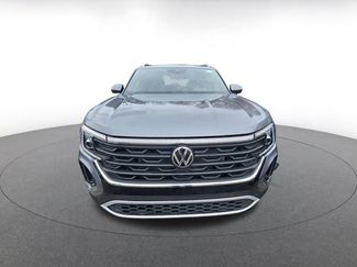 Used 2025 Volkswagen Atlas Cross Sport SE video 2