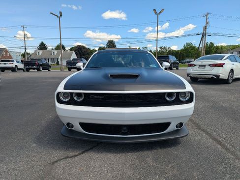 Used 2023 Dodge Challenger R/T Scat Pack w/ T/A Package RWD image 2