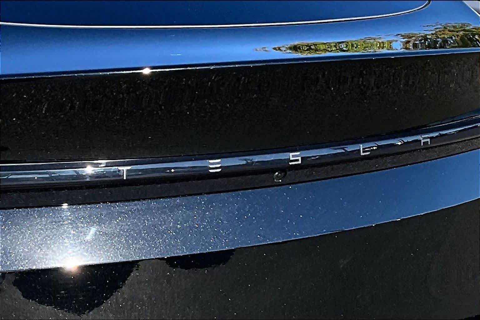 Used 2026 Tesla Model Y 2WD image 30