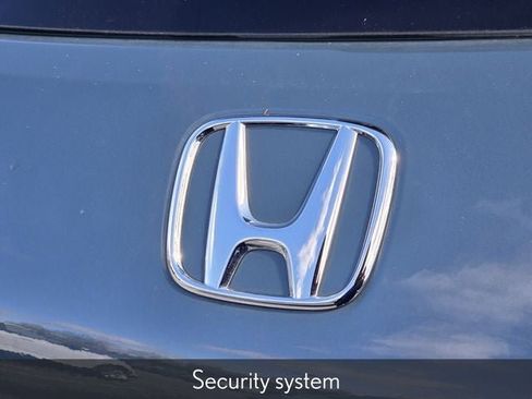 Used 2025 Honda HR-V LX image 32