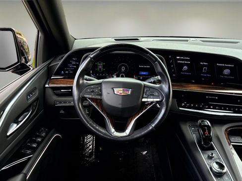 Used 2023 Cadillac Escalade ESV Premium Luxury AWD/4WD image 14
