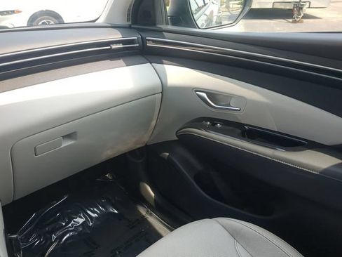 Used 2024 Hyundai Tucson Limited FWD image 19