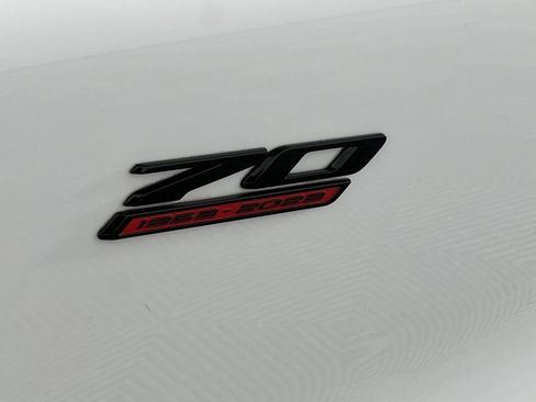 Used 2023 Chevrolet Corvette Stingray Premium Cpe w/ Z51 Performance Package image 13