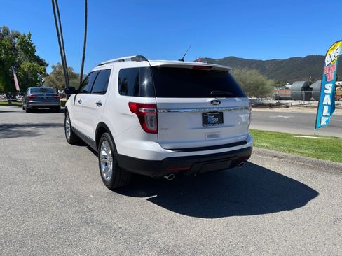 Used 2013 Ford Explorer XLT FWD image 7