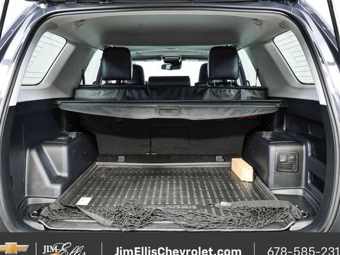 Used 2024 Toyota 4Runner TRD Off-Road Premium w/ Moonroof Package AWD/4WD image 27