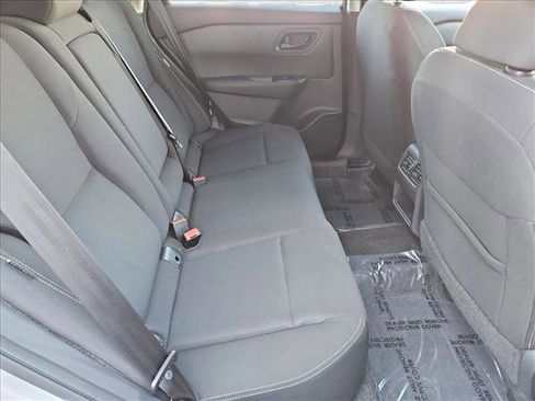 Used 2025 Nissan Rogue S image 20