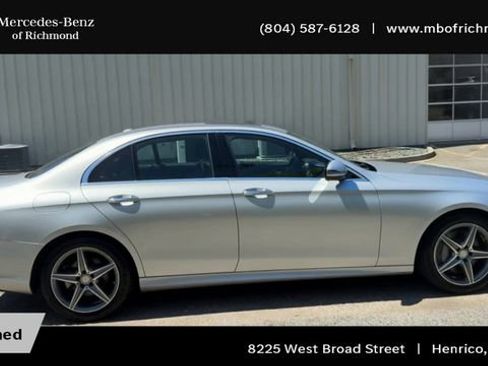 Used 2017 Mercedes-Benz E 300 4MATIC image 3