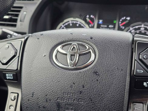 Certified 2023 Toyota 4Runner TRD Off-Road Premium w/ Moonroof Package AWD/4WD image 32