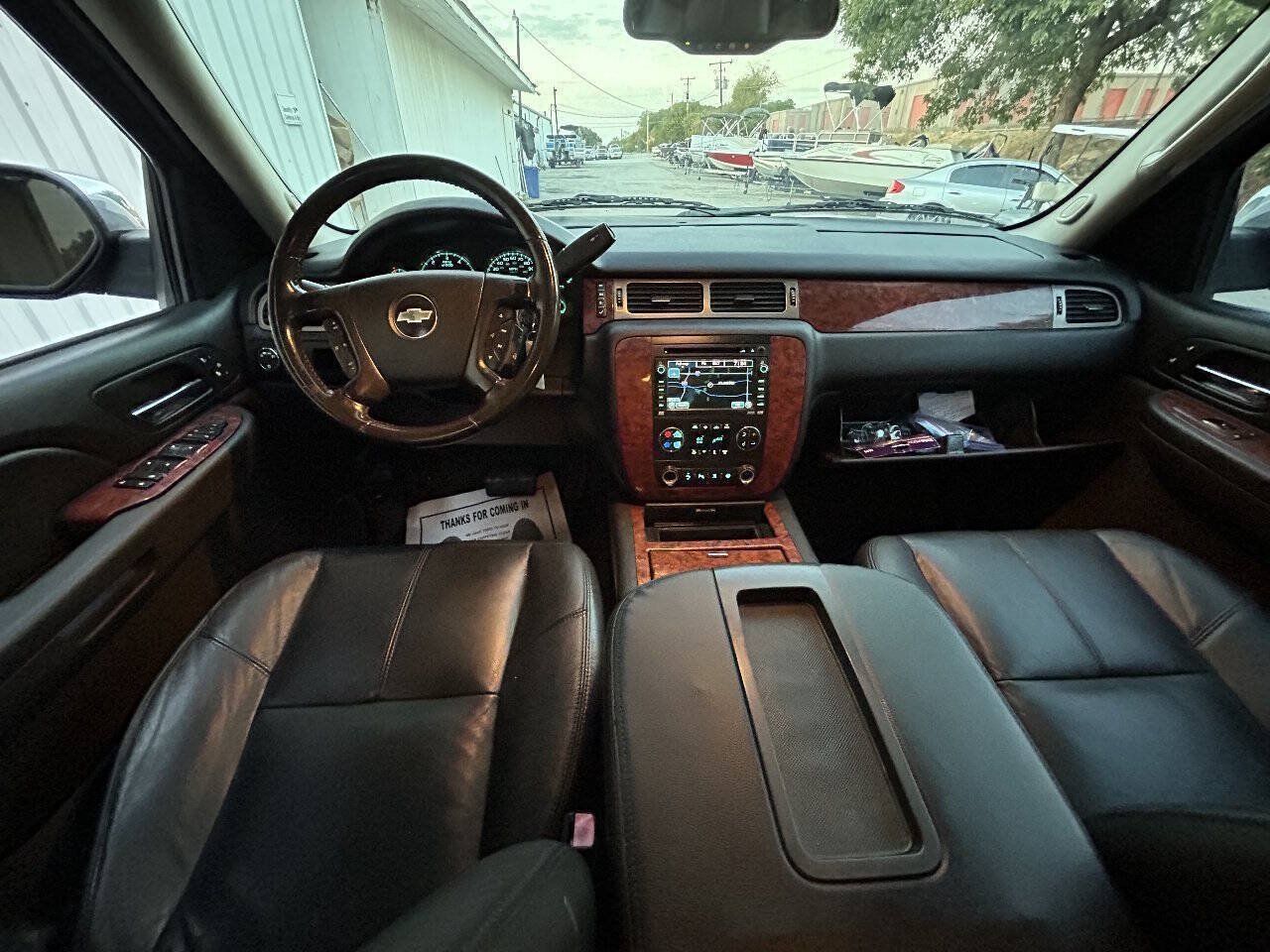 Used 2008 Chevrolet Avalanche LTZ w/ LTZ Preferred Equipment Group RWD image 25