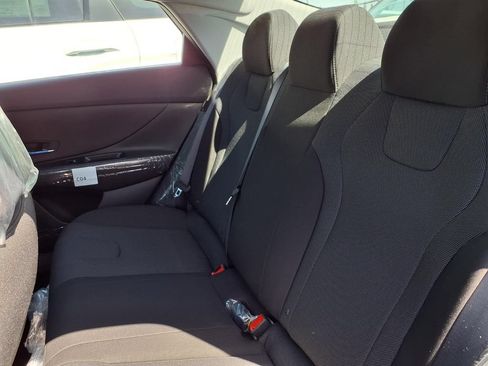 New 2026 Hyundai Elantra SE FWD image 8
