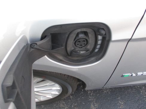 Used 2017 Ford Focus Electric Hatchback image 27