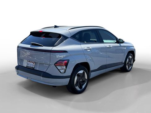 Certified 2024 Hyundai Kona SEL FWD image 5