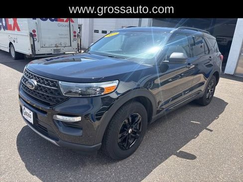 Used 2023 Ford Explorer XLT w/ Equipment Group 202A AWD/4WD image 4