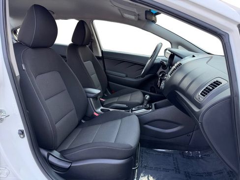 Used 2018 Kia Forte LX FWD image 17