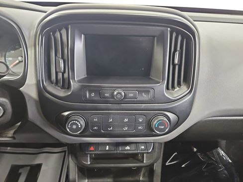 Used 2022 Chevrolet Colorado W/T w/ Custom Special Edition AWD/4WD image 19