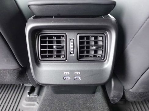 Certified 2023 Toyota Crown XLE image 26