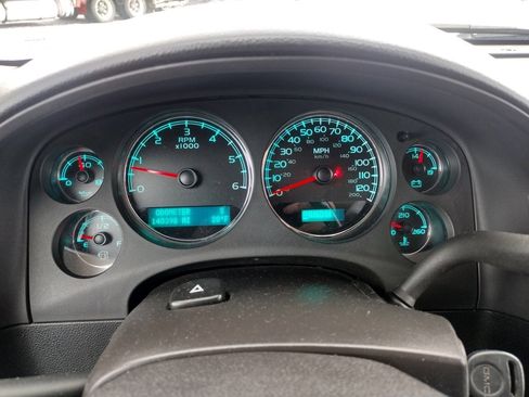 Used 2014 GMC Yukon SLE image 26