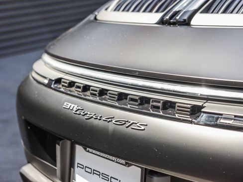 Certified 2025 Porsche 911 Targa 4 GTS AWD/4WD image 26