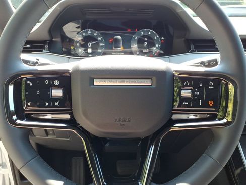 Certified 2026 Land Rover Range Rover Evoque S AWD/4WD image 11