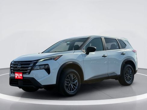 Used 2024 Nissan Rogue S AWD/4WD image 2