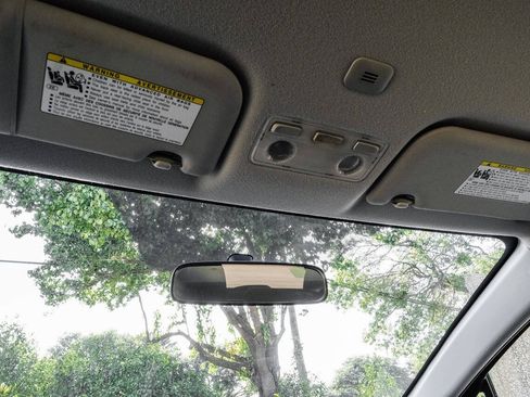 Used 2012 Toyota Prius C Four FWD image 33