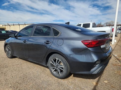 Used 2022 Kia Forte LXS image 5