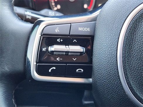 Used 2023 Kia Sorento S image 28