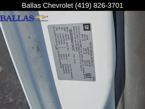 Used 2018 Chevrolet Express 2500 w/ Driver Convenience Package RWD image 32