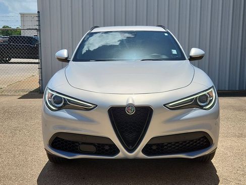 Used 2022 Alfa Romeo Stelvio Sprint RWD image 18