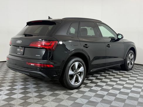 Used 2025 Audi Q5 2.0T Premium w/ Convenience Plus Package image 9