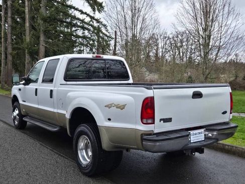 Used 2000 Ford F350 Lariat image 2