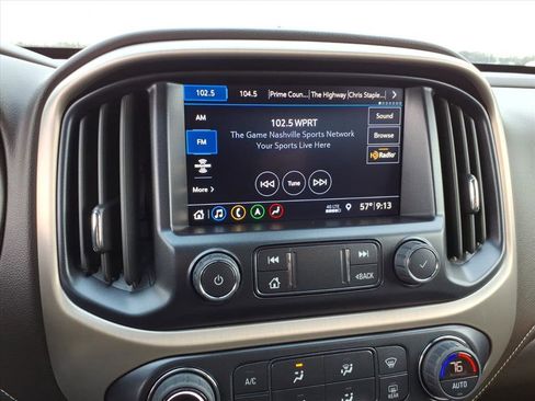 Used 2022 GMC Canyon Denali image 19