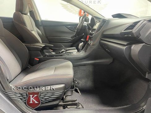 Used 2023 Subaru Crosstrek 2.0i Premium image 22