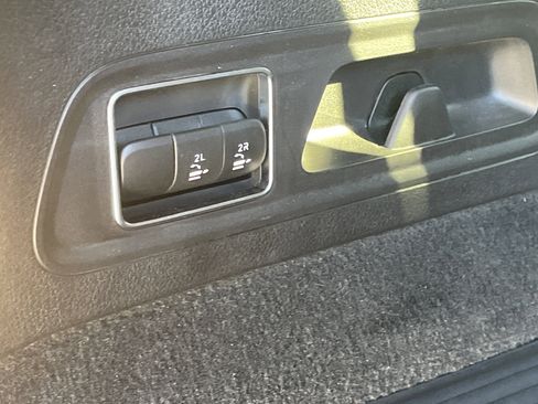 Certified 2023 Mercedes-Benz GLS 580 4MATIC image 11