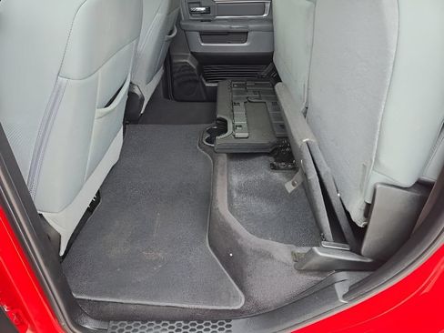 Used 2018 RAM 2500 SLT w/ Luxury Group AWD/4WD image 18