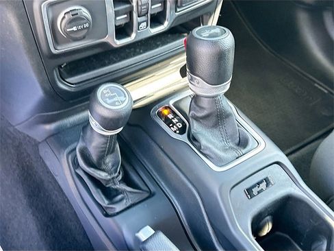 Used 2021 Jeep Wrangler Unlimited Sport S image 17