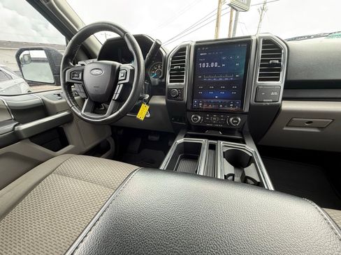 Used 2016 Ford F150 XLT w/ Equipment Group 302A Luxury AWD/4WD image 3