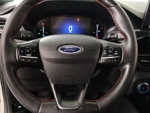 Used 2025 Ford Escape ST-Line Select AWD/4WD image 3