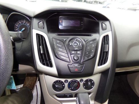 Used 2012 Ford Focus SE image 49