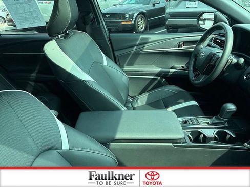 Certified 2026 Toyota Camry SE w/ Convenience Package FWD image 19