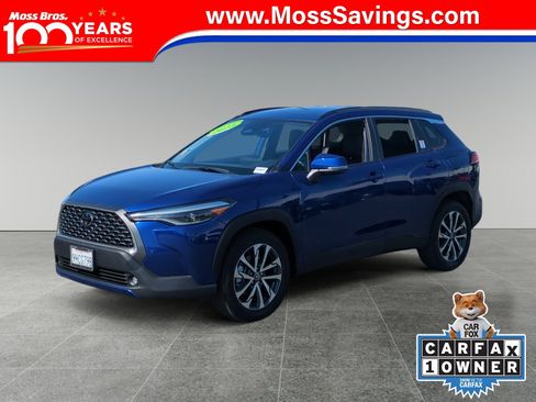 Used 2023 Toyota Corolla Cross XLE image 1