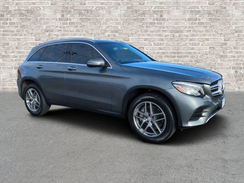 Used 2017 Mercedes-Benz GLC 300 4MATIC w/ Premium 2 Package image 1