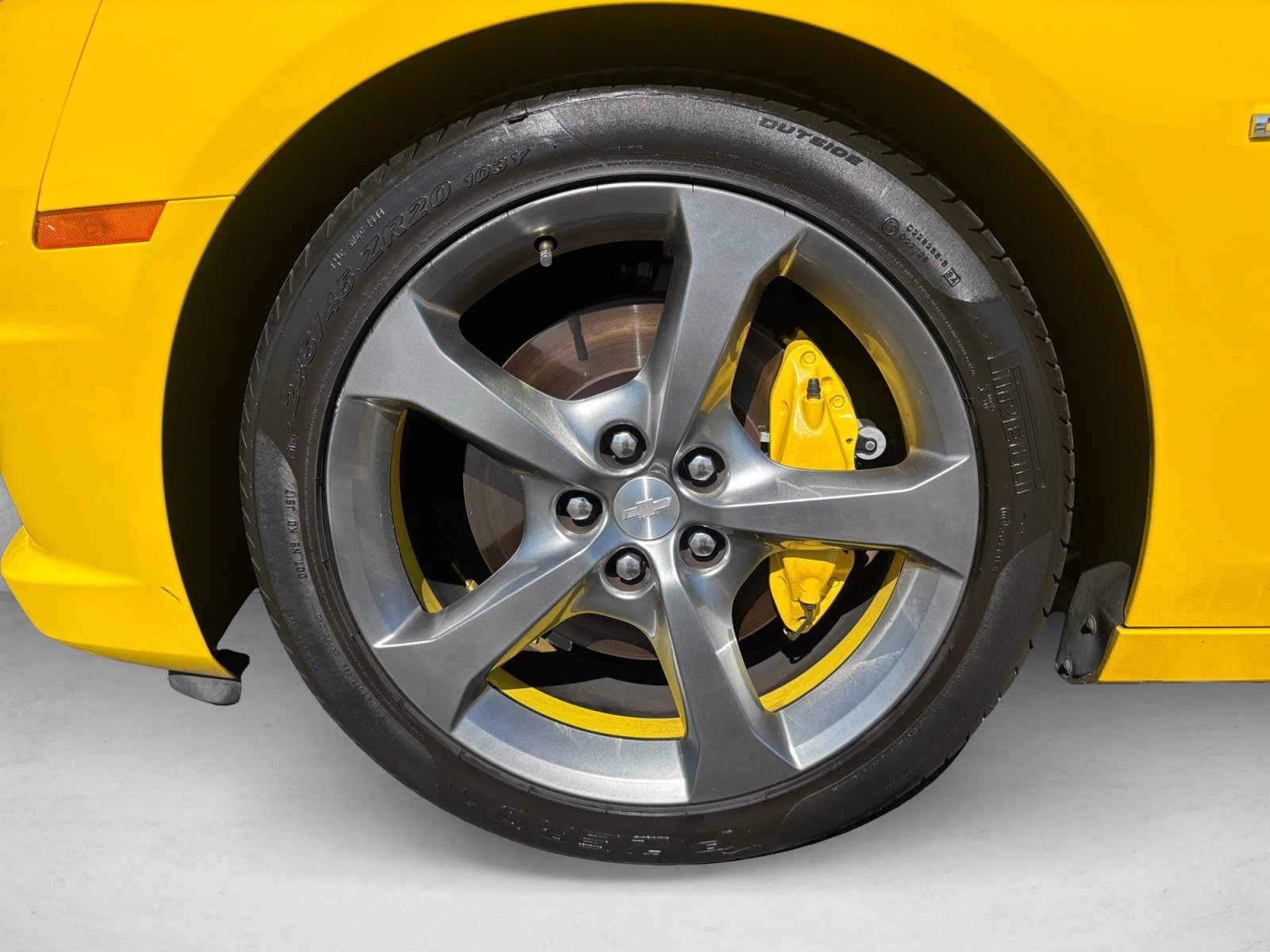 Used 2013 Chevrolet Camaro SS w/ RS Package RWD image 9