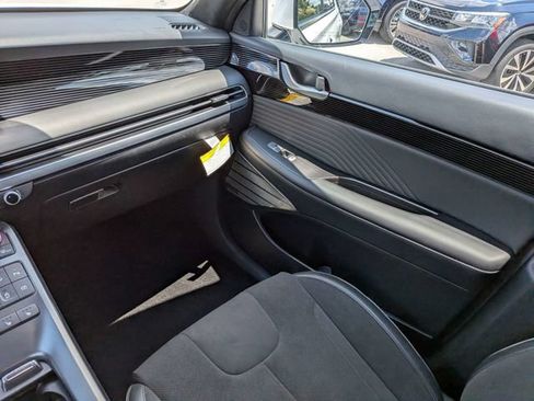 Used 2025 Hyundai Palisade Calligraphy AWD/4WD image 18