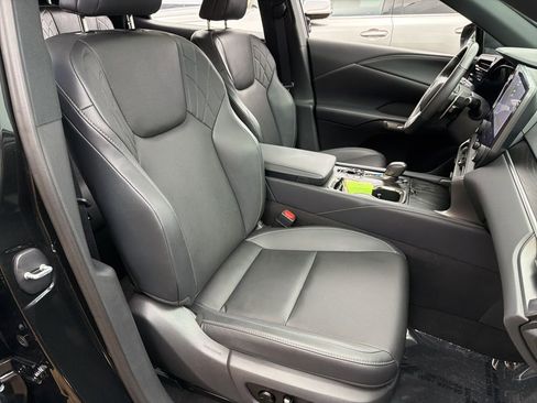 Used 2024 Lexus RX 350 Premium w/ Accessory Package (Z1) image 28