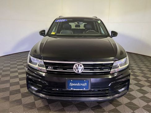 Used 2020 Volkswagen Tiguan SE R-Line AWD/4WD image 2