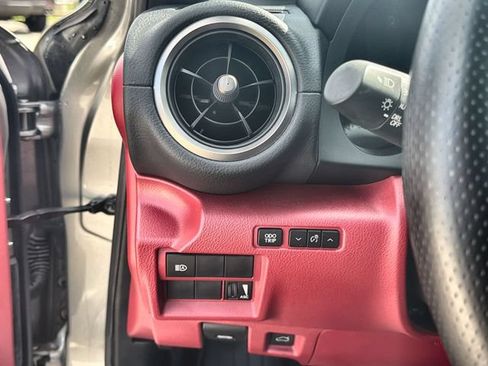 Used 2022 Lexus IS 350 F Sport RWD image 17